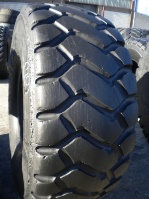 Industrial tire - Size 26.5-25 TB516 RECARVED