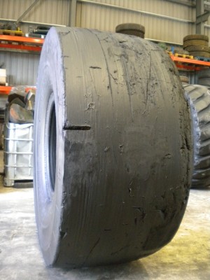 Industrial tire - Size 26.5-25 VSMS2