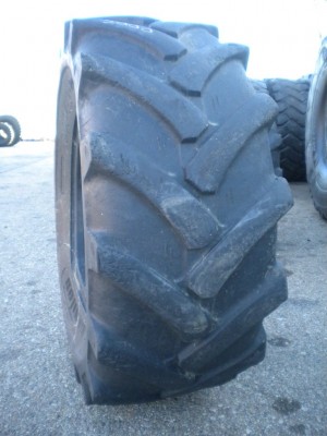 Pneu industriel - Mesure 400/70-20 TR01