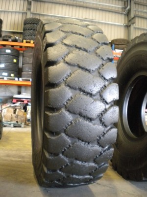 Pneu industriel - Mesure 24.00-35 VSMTP