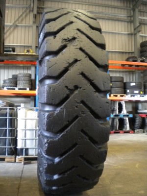 Pneu industriel - Mesure 24.00-49 XK