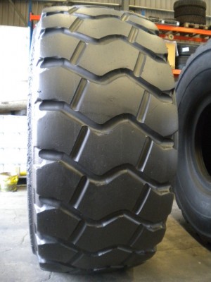 Industrial tire - Size 26.5-25 AL37 RECARVED