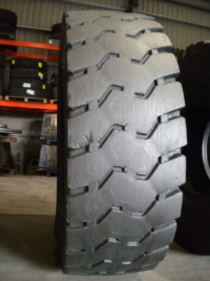 Pneu industriel - Mesure 24.00-35 TB526S