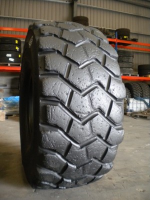 Industrial tire - Size 26.5-25 XADN+ RECARVED