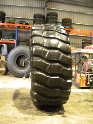 Industrial tire - Size 26.5-25 VSLT