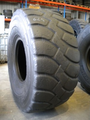 Industrial tire - Size 23.5-25 GP40