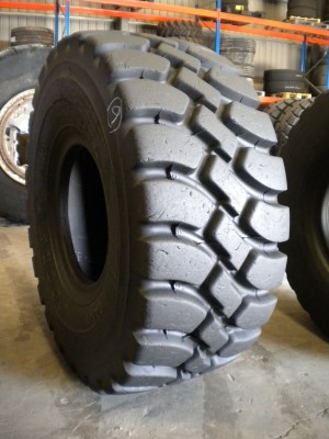 Industrial tire - Size 23.5-25 GP40