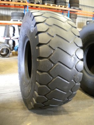 Industrial tire - Size 23.5-25 TB516
