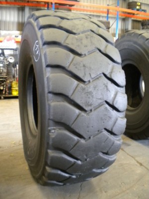Industrial tire - Size 23.5-25 RT41