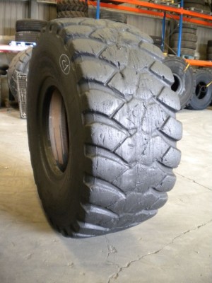 Industrial tire - Size 23.5-25 VSLTS