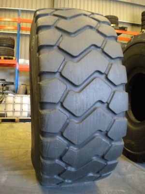 Neumático industrial - Medida 26.5-25 EMR09