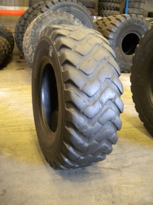 Industrial tire - Size 17.5-25 XTLA