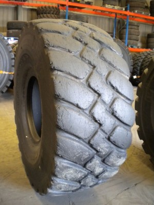 Industrial tire - Size 26.5-25 GP40