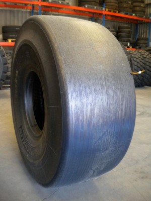 Industrial tire - Size 26.5-25 XSMD2+
