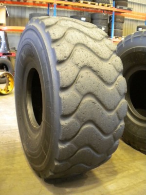 Industrial tire - Size 26.5-25 XHA2