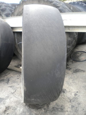 Pneu industriel - Mesure 14.00-24 LISO